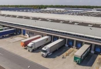 Location entrepôt - Proche N104, N6 et RER D  à Combs-la-Ville - 77380
