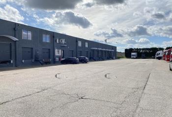 Location activité/entrepôt (69960) - 1685 m²  à Corbas - 69960