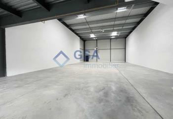 Location cellules d'activités - Proche zone commerciale  à Corbeil-Essonnes - 91100
