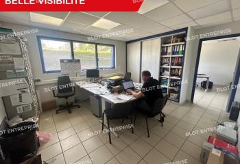 Local d'activités à louer Crévin - Proximité accès 4 voies  à Crevin - 35320