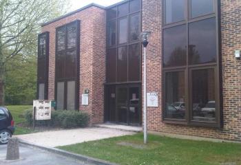 Location bureaux et locaux d'activité - Proximité A4  à Croissy-Beaubourg - 77183
