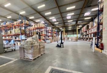 Location activité/entrepôt Croissy-Beaubourg (77183) - 3256 m²  à Croissy-Beaubourg - 77183