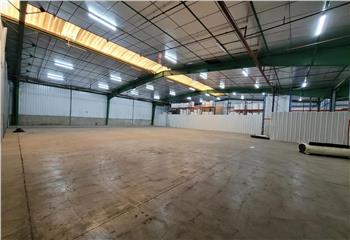 Location activité/entrepôt Croissy-Beaubourg (77183) - 2639 m²  à Croissy-Beaubourg - 77183