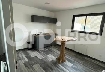 Location activité/entrepôt Dompierre-sur-Mer (17139) - 177 m²  à Dompierre-sur-Mer - 17139