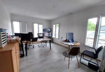 Location activité/entrepôt Élancourt (78990) - 284 m²  à Élancourt - 78990