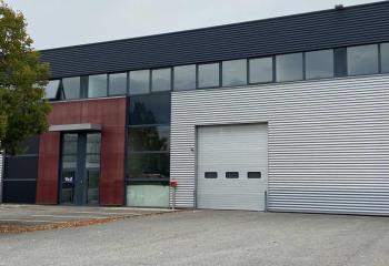 Location activité/entrepôt Élancourt (78990) - 863 m²  à Élancourt - 78990