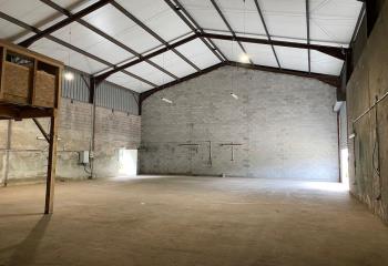 Location activité/entrepôt Gonfaron (83590) - 366 m²  à Gonfaron - 83590