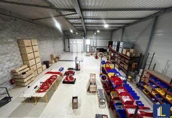 Location activité/entrepôt Grasse (06130) - 410 m²  à Grasse - 06130