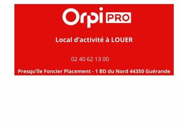Louer entrepôts - Au cœur de l'éco-village de Villejames  à Guérande - 44350