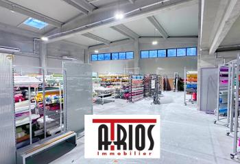 Local d'activité à louer - Zone artisanale  à Hyères - 83400