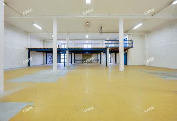 Local d'activité à louer - Proche périphérique et RER C  à Ivry-sur-Seine - 94200