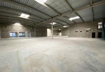 Location entrepôt - Proche Paris et RER C  à Ivry-sur-Seine - 94200