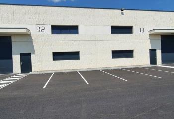 Location local d'activité - Proche N89 et sécurisé  à Izon - 33450