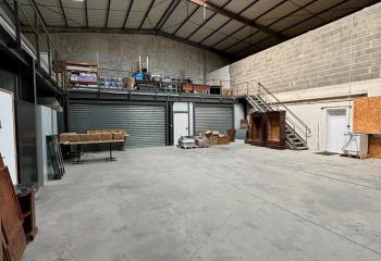 Location activité/entrepôt Joué-lès-Tours (37300) - 790 m²