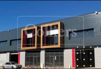 Location activité/entrepôt La Seyne-sur-Mer (83500) - 372 m²  à La Seyne-sur-Mer - 83500