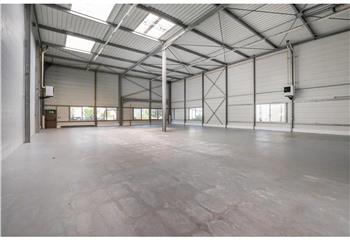 Lots d'activité & bureaux à louer - Proximité A1  au Blanc-Mesnil - 93150