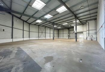 Location locaux d'activités - Proximité A1, A3, RER B  au Blanc-Mesnil - 93150
