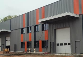Location activité/entrepôt Le Petit-Quevilly (76140) - 3475 m²  au Petit-Quevilly - 76140