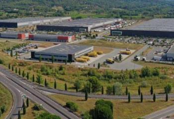 Location activité/entrepôt Les Arcs (83460) - 1650 m²  aux Arcs - 83460