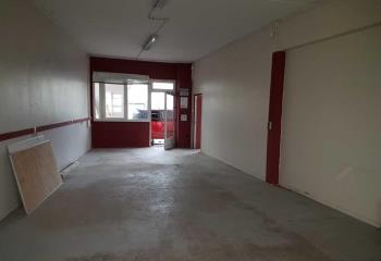 Location activité/entrepôt Les Essarts-le-Roi (78690) - 110 m²
