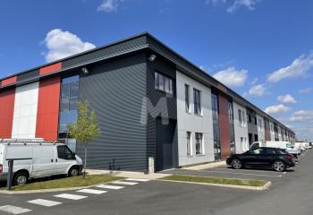 Location local d'activité - Proximité A5 et RER D  à Lieusaint - 77127