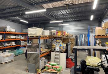 Local d'activité à louer - Visibilité exceptionnelle sur N3  à Livry-Gargan - 93190