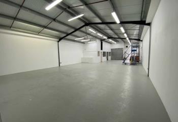 Location activité/entrepôt Lormont (33310) - 242 m²  à Lormont - 33310