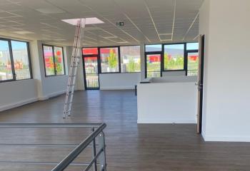 Location activité/entrepôt Louvres (95380) - 1798 m²  à Louvres - 95380
