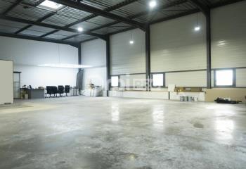 Location activité/entrepôt (69380) - 647 m²