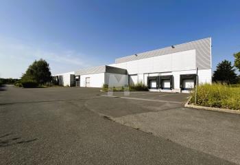 Location entrepôt - Proche RER D et autoroutes  à Moissy-Cramayel - 77550