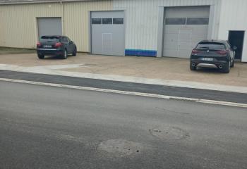 Location activité/entrepôt Montbizot (72380) - 480 m²