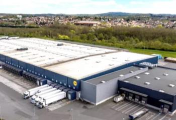 Entrepôt à louer - Proche D119 et N70  à Montceau-les-Mines - 71300