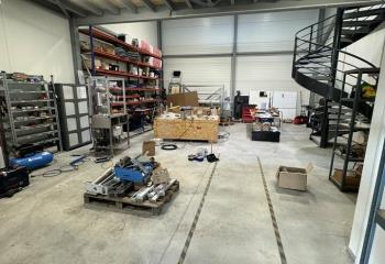 Location activité/entrepôt Montélier (26120) - 156 m²