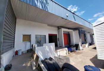 Location activité/entrepôt Montigny-le-Bretonneux (78180) - 400 m²  à Montigny-le-Bretonneux - 78180
