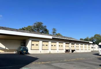 Location entrepôt - Proche A12 et RER C  à Montigny-le-Bretonneux - 78180
