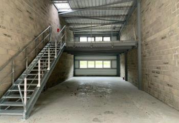 Local d'activités et bureaux à louer - Bord N89  à Montussan - 33450