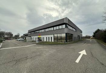 Entrepôts à louer - Proximité autoroute A4  à Niederhausbergen - 67207