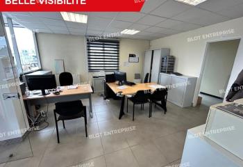 Local d'activité à louer - Visibilité axe Rennes/Paris  à Noyal-sur-Vilaine - 35530