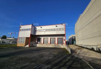 Entrepôt avec quais à louer - Proche aéroport  à Orly - 94310