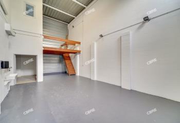 Location entrepôt - Proximité A6b, A86 et RER C  à Orly - 94310