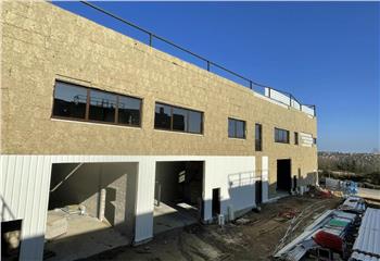 Location activité/entrepôt (95520) - 2942 m²  à Osny - 95520