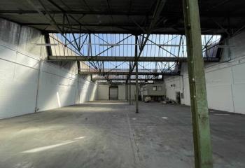 Location cellule d'activité et bureaux - Proximité transports en commun  à Pantin - 93500