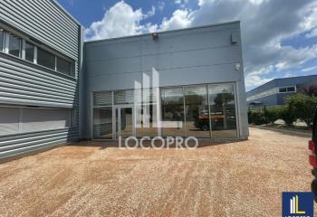 Location bâtiment indépendant - Zac Saint Martin  à Pertuis - 84120