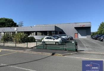 Location local d'activité proche rocade et bus  à Pessac - 33600