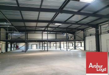 Location activité/entrepôt Pierrelatte (26700) - 794 m²  à Pierrelatte - 26700