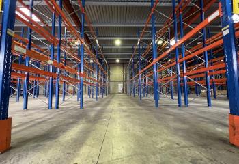 Location entrepôt - Proximité N10 et Transilien  à Rambouillet - 78120