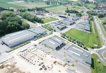 Location entrepôt - Proche autoroutes et sécurisé  à Roncq - 59223