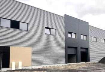 Location bâtiment d'activités - Proximité aéroport et autoroutes  à Sainghin-en-Mélantois - 59262