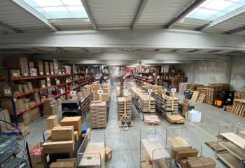 Location activité/entrepôt Saint-André-lez-Lille (59350) - 2674 m²  à Saint-André-lez-Lille - 59350