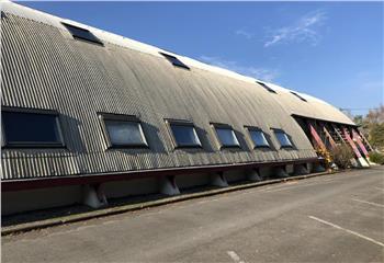 Location locaux d'activité - Proche Orléans  à Saint-Denis-en-Val - 45560